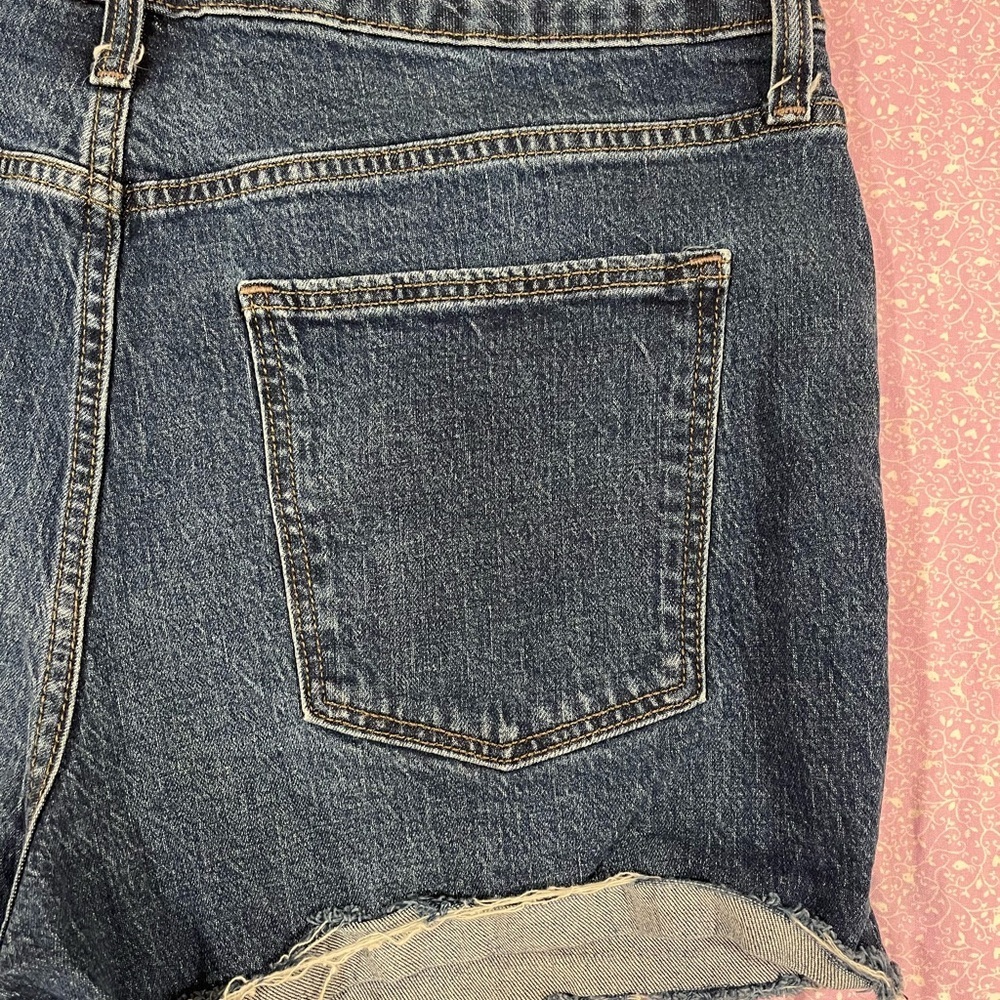 Universal Thread Vintage Midi Jean Shorts - Size 14/32R - Picture 6 of 9